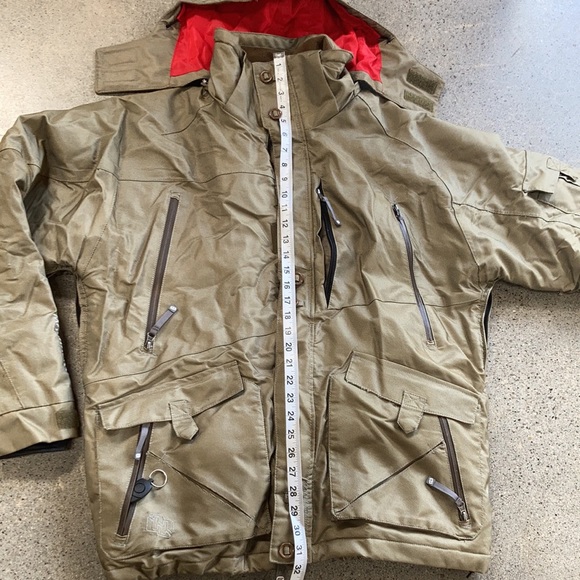 Snowboarding jacket - Picture 9 of 13